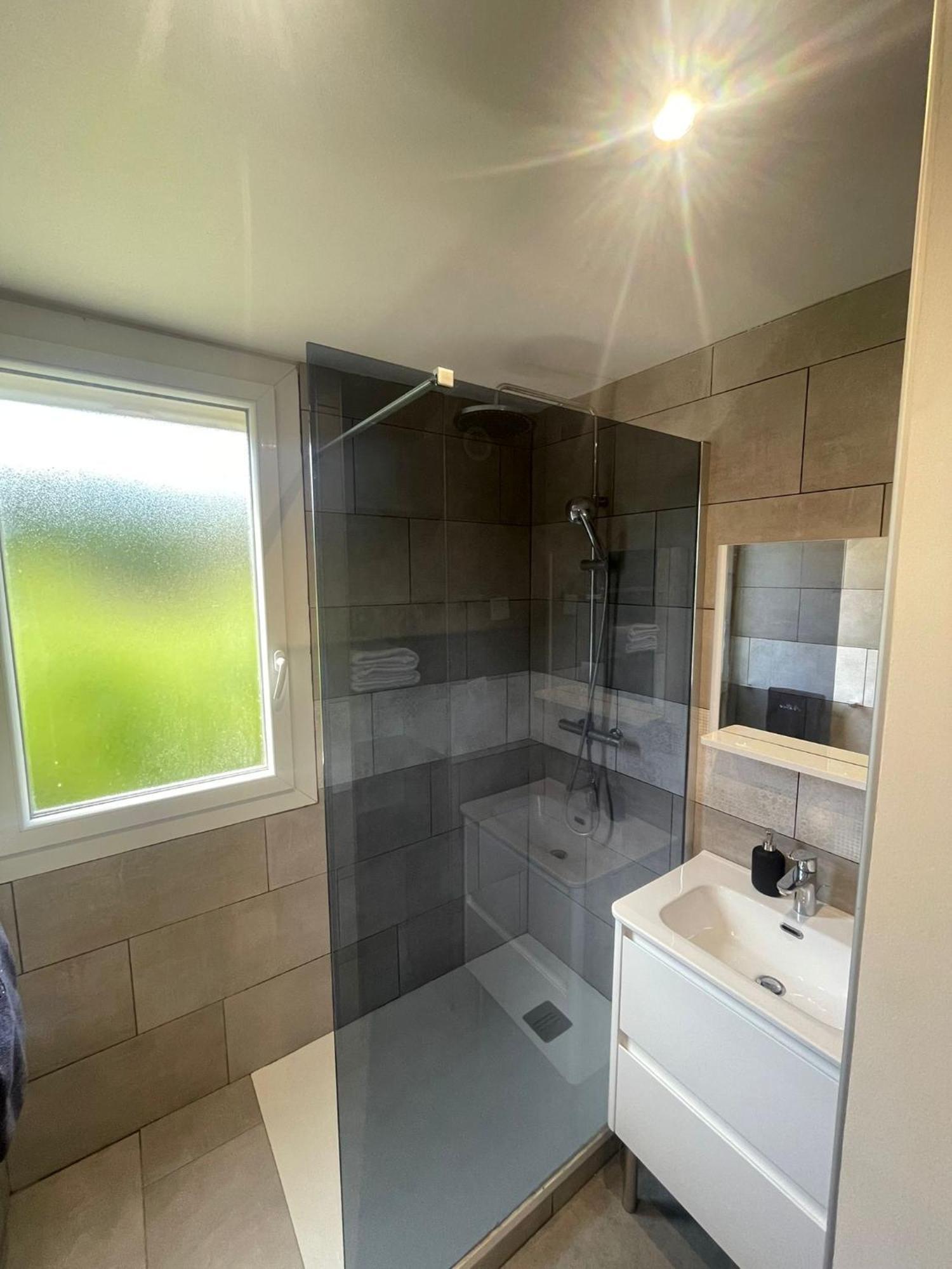 Chambre Avec Salle D'Eau Privee Dans Appartement Partage 200 M Du Tram Montpellier Eksteriør bilde