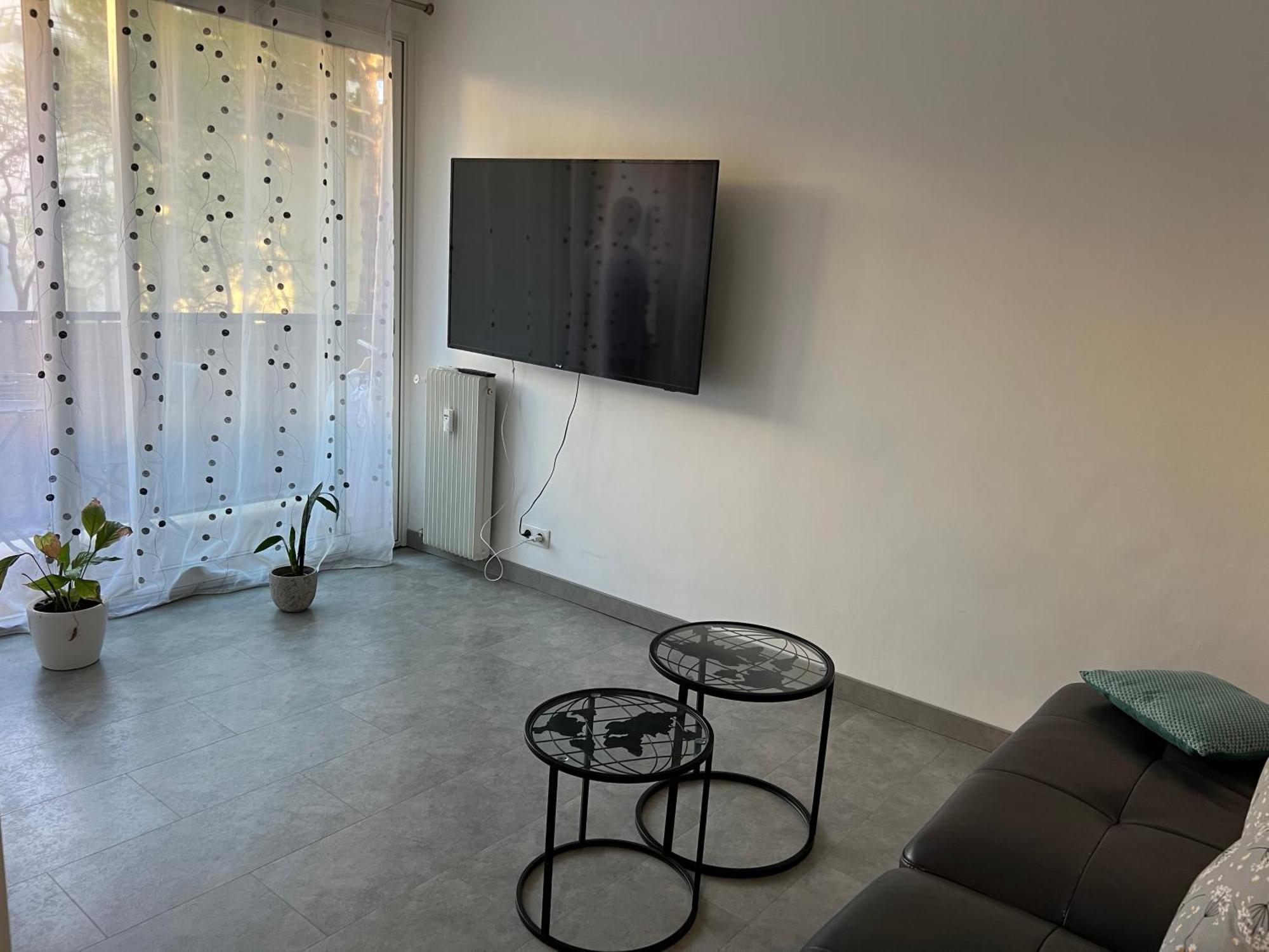 Chambre Avec Salle D'Eau Privee Dans Appartement Partage 200 M Du Tram Montpellier Eksteriør bilde